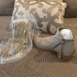 Sam Edelman packer booties